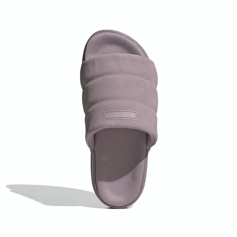 ADILETTE ESSENTIAL