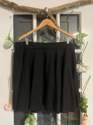 Black Mini Skirt 5X